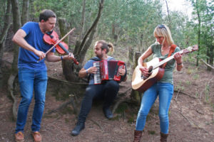 Jenny & the Jameses False Bay Folk Club at Clovelly Country Club, Clovelly, Cape Town Celtic music