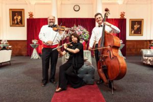 Gabor Jeney of the Hungarian Trio will play a snippet from Benjamin Britten’s Gemini Variations. Nerina von Mayer and Donat Pellei also perform