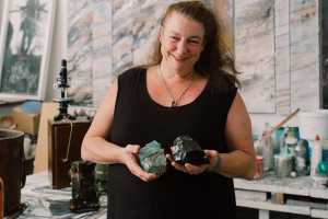 Mining artist Jeannette Unite