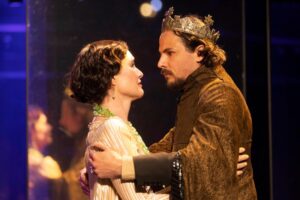 Die Fel Omstrede Kroon ... review