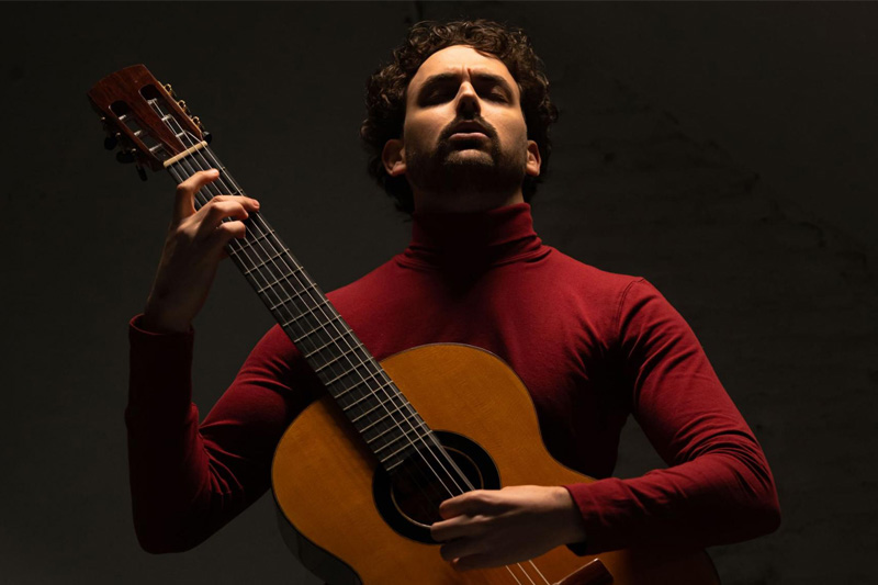 Guitarist Alvaro Toscano