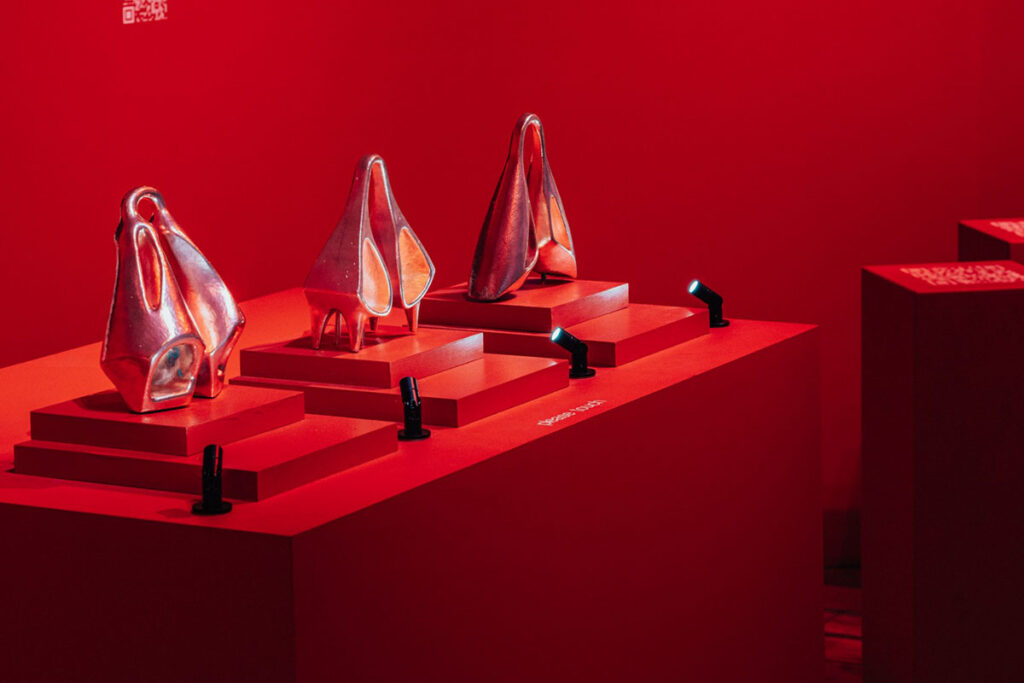 Sculptures by Chidirim Nwaubani - Ogene midi_Doyle Wham_ICTAF 2026