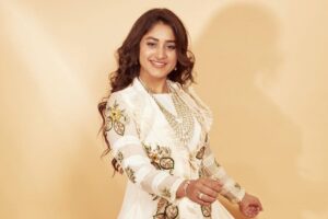 Pratibha Singh Baghel performs Encore in Cape Town
